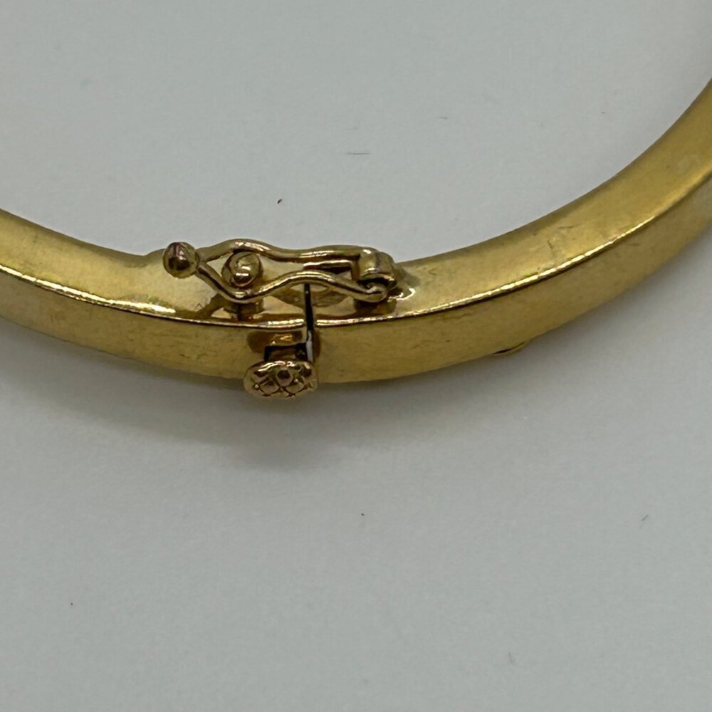 Vintage Gold Tone Bangle Bracelet Rainbow Birthstone Multi-Color Crystals Hinged - Picture 15 of 16